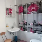 Slataper 22 - Sunny, And Confortable 公寓 *