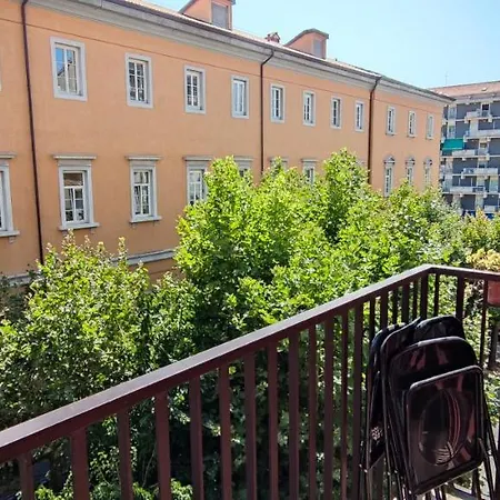 Slataper 22 - Sunny, And Confortable Apartment Trieste