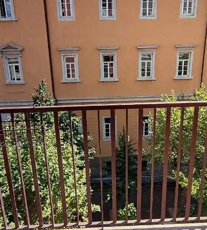 Slataper 22 - Sunny, And Confortable